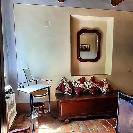 La Cascina Di Muttley Apartment